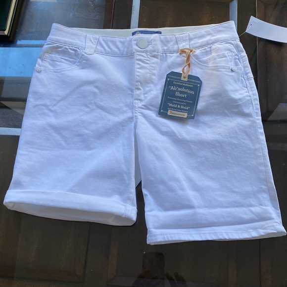 Democracy Womens Roll Cuff Bermuda Shorts. - Picture 6 of 14